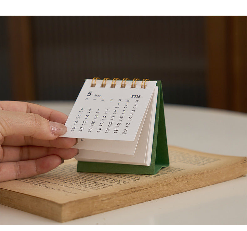 2026 Desk Calendar Kawaii Mini Calendar Books, Daily To-Do List,  Daily Monthly Yearly Planner,  Time Manegement Calendar