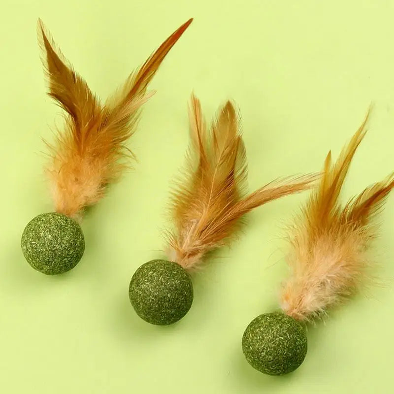 Natural Catnip Feather Balls - Lickable - Cat Kitten Scratchers - Fresh Breath  - Chewing Toy